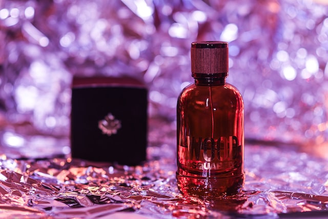 香水噴多了怎么辦？香水的正確使用方法